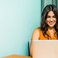 woman using laptop 2422286 1920x768 1