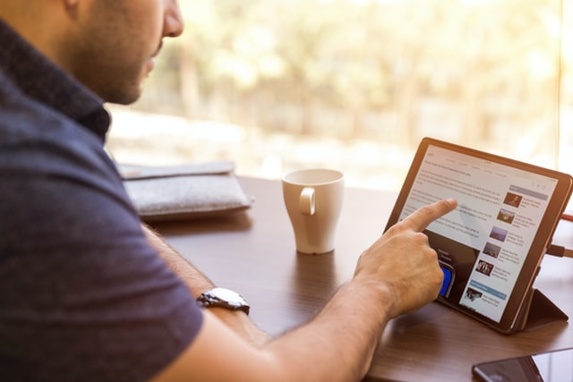 linkedin sales navigator UK1N66KUkMk unsplash